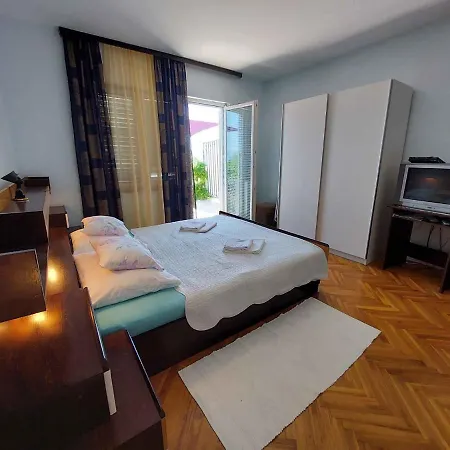 Apartment In - Insel Krk 13155